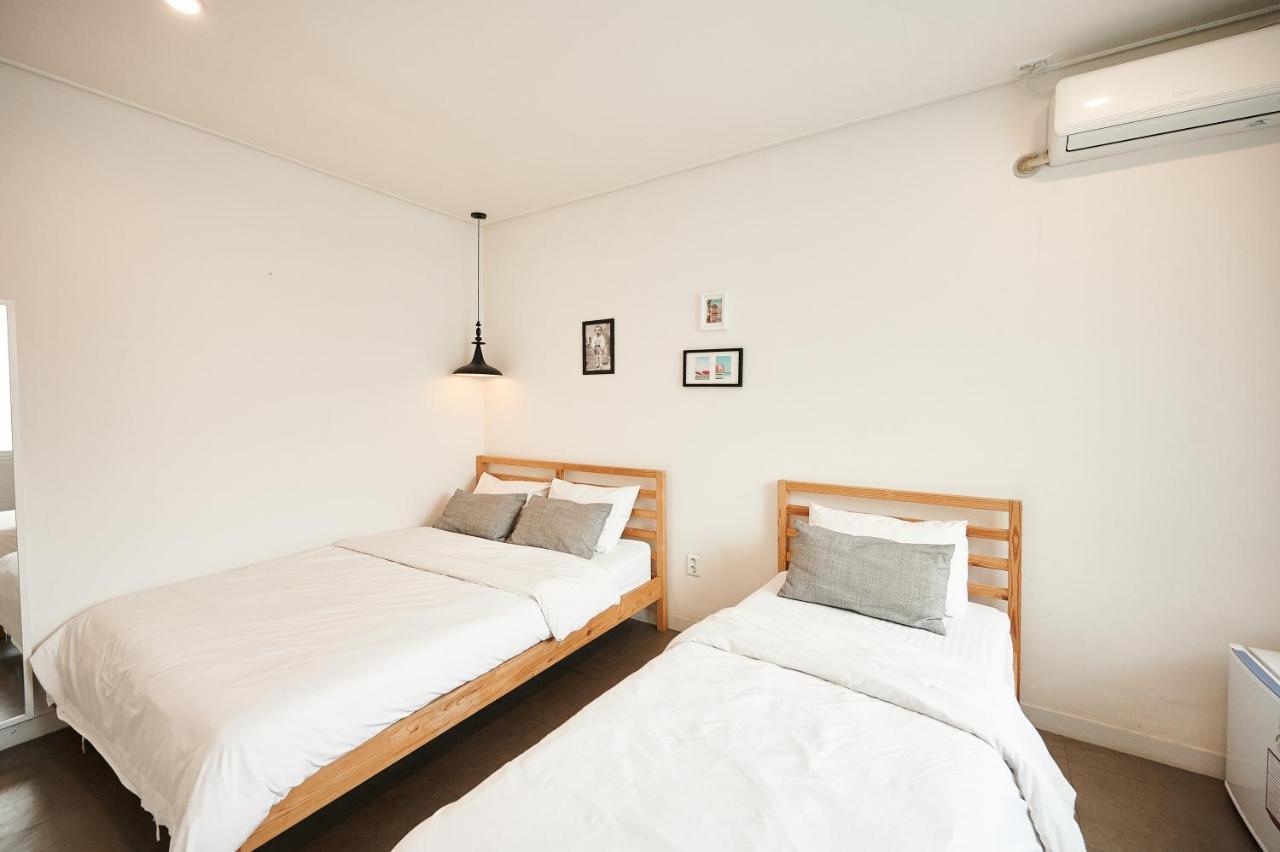 סיאול Queen House Hongdae מראה חיצוני תמונה